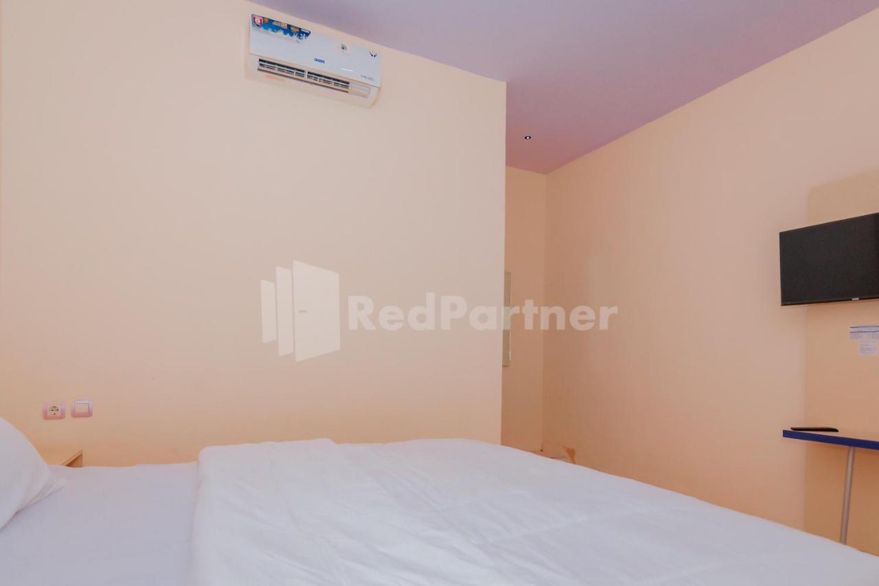 Ungu Kangen Hotel Bogor Mitra Reddoorz Zewnętrze zdjęcie